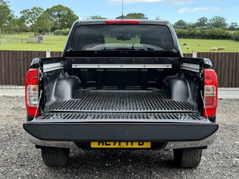 Nissan Navara 2.3 Dci Tekna Black #5