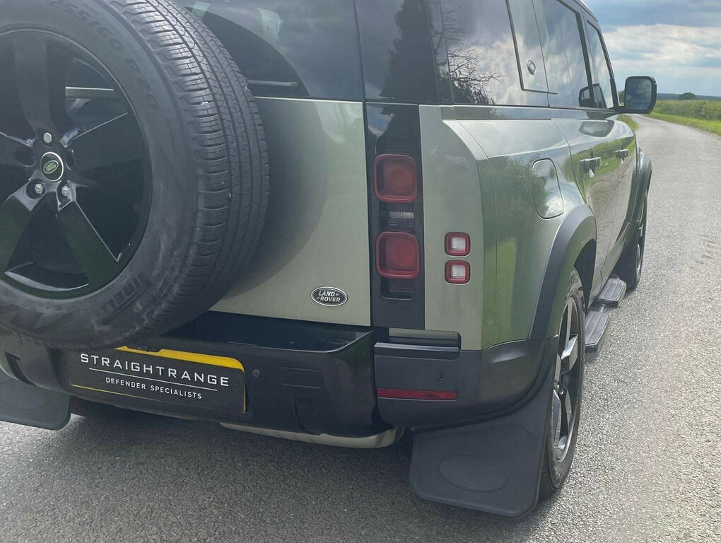 Land Rover Defender 110 110 2.0L S 237 Bhp Black #7