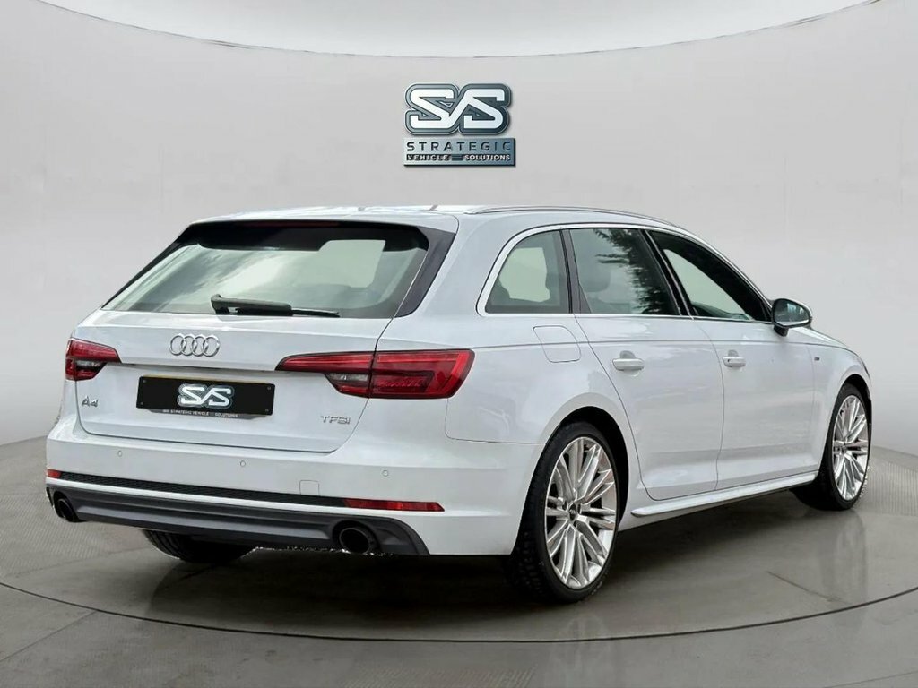 Audi A4 Avant 2L S Line White #4