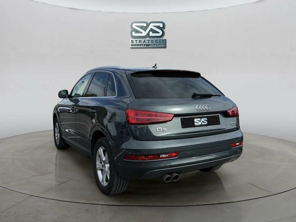 Audi Q3 2L Sport Green #6