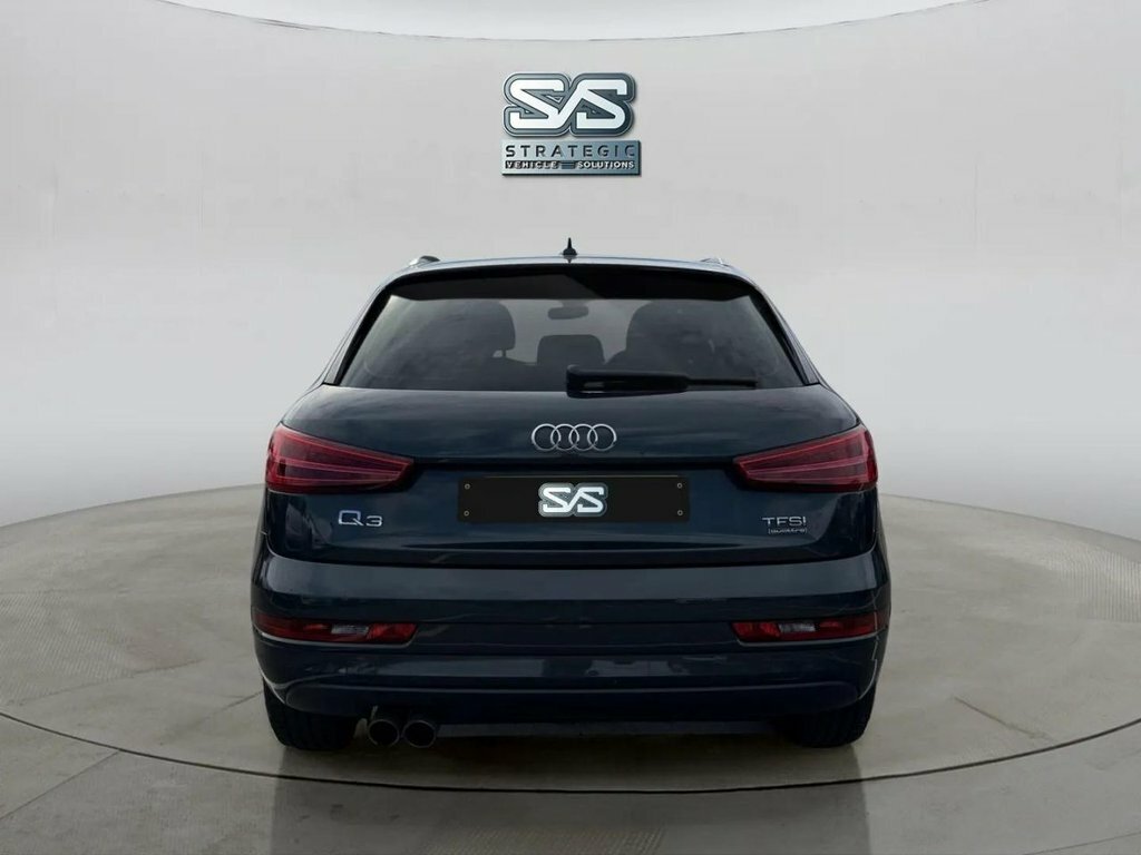 Audi Q3 2L Sport Green #5