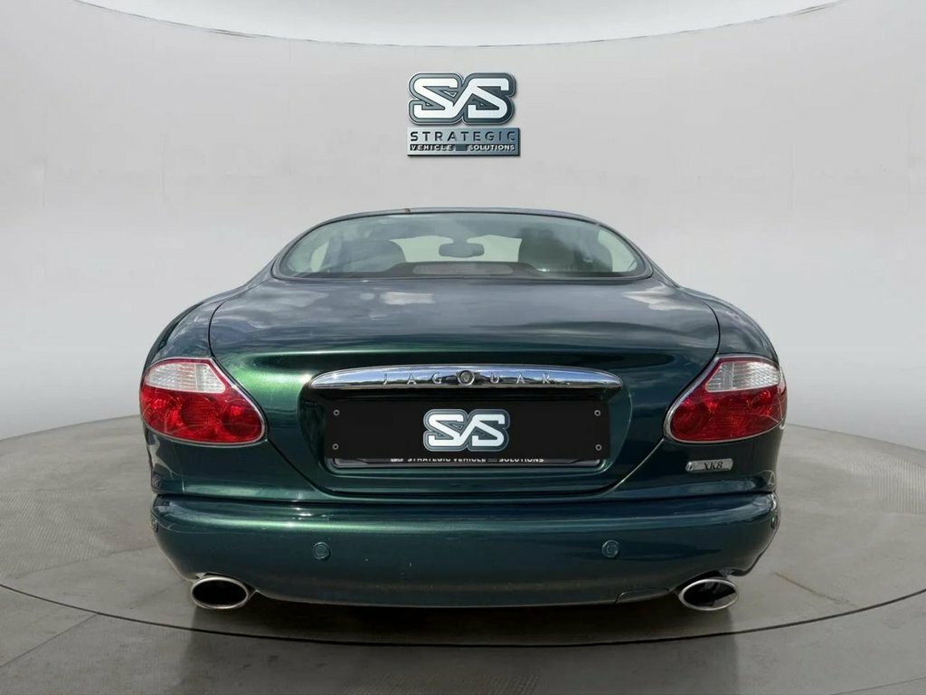 Jaguar XK8 4.2L Null Green #2