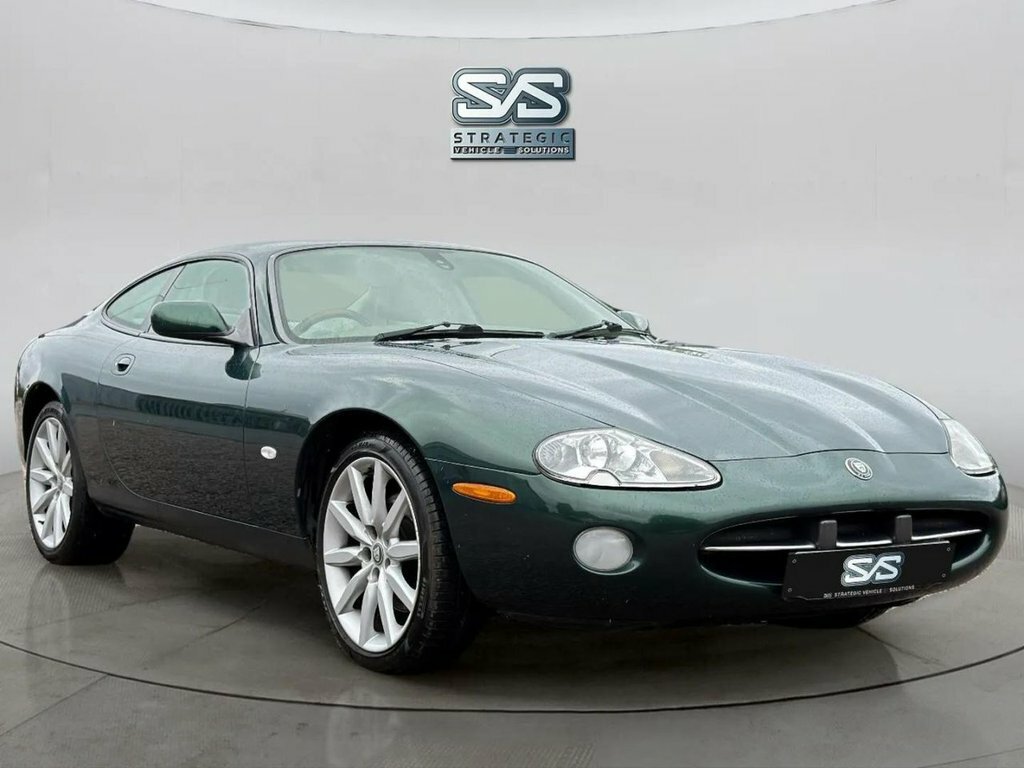 Jaguar XK8 Xk8 Silver #18