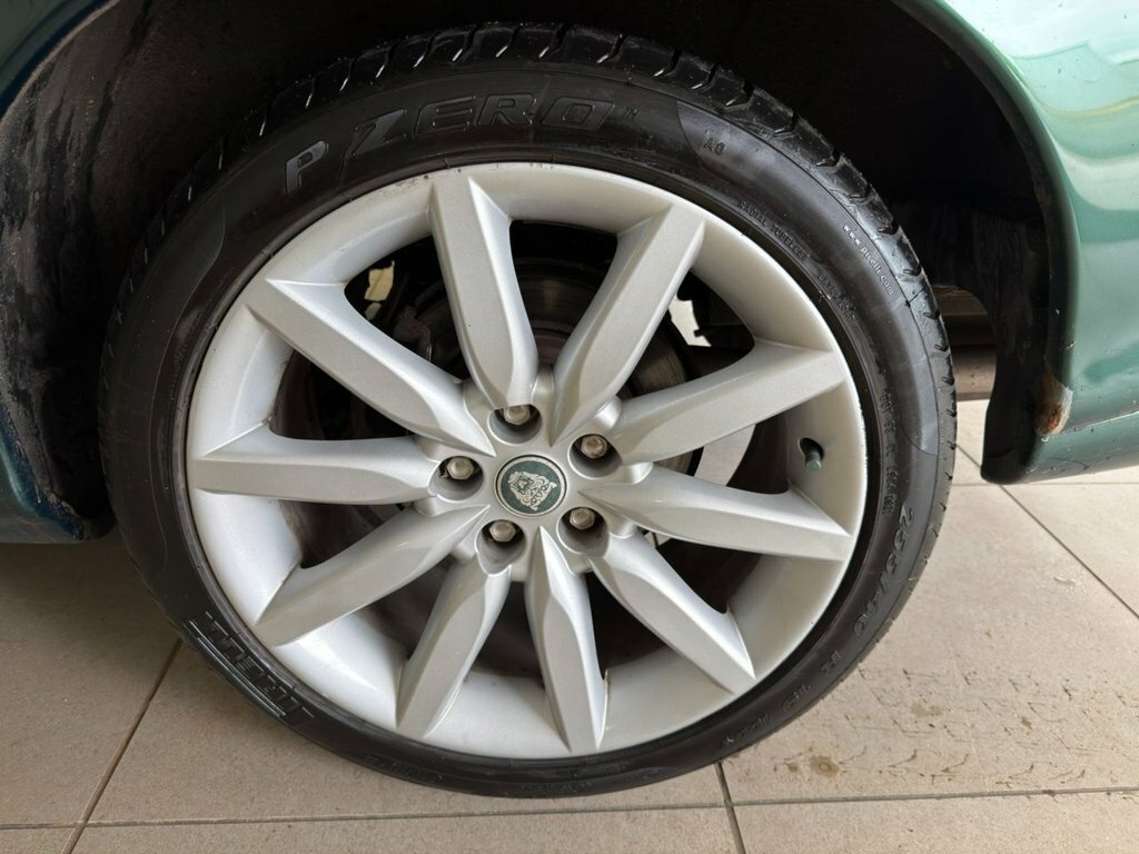 Jaguar XK8 Xk8 Silver #81