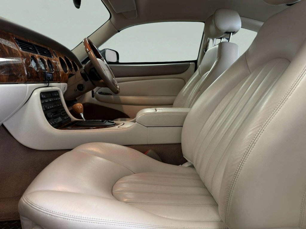 Jaguar XK8 Xk8 Silver #46