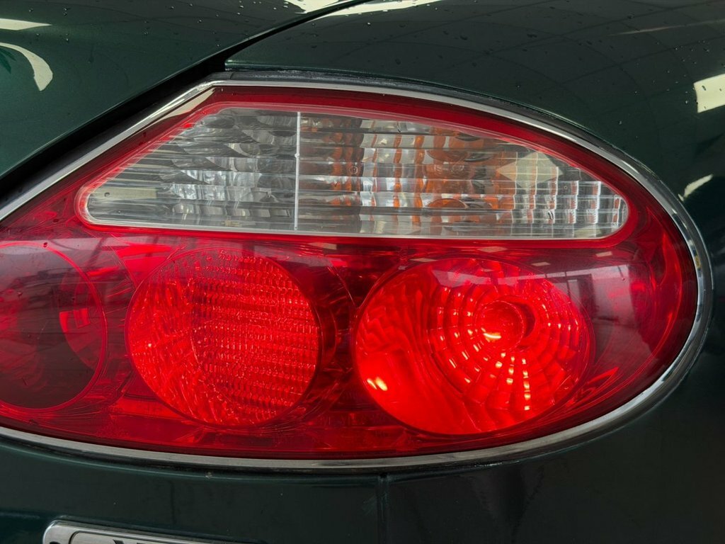 Jaguar XK8 Xk8 Silver #77