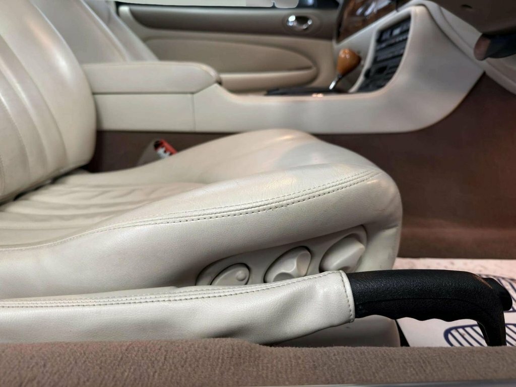 Jaguar XK8 Xk8 Silver #42