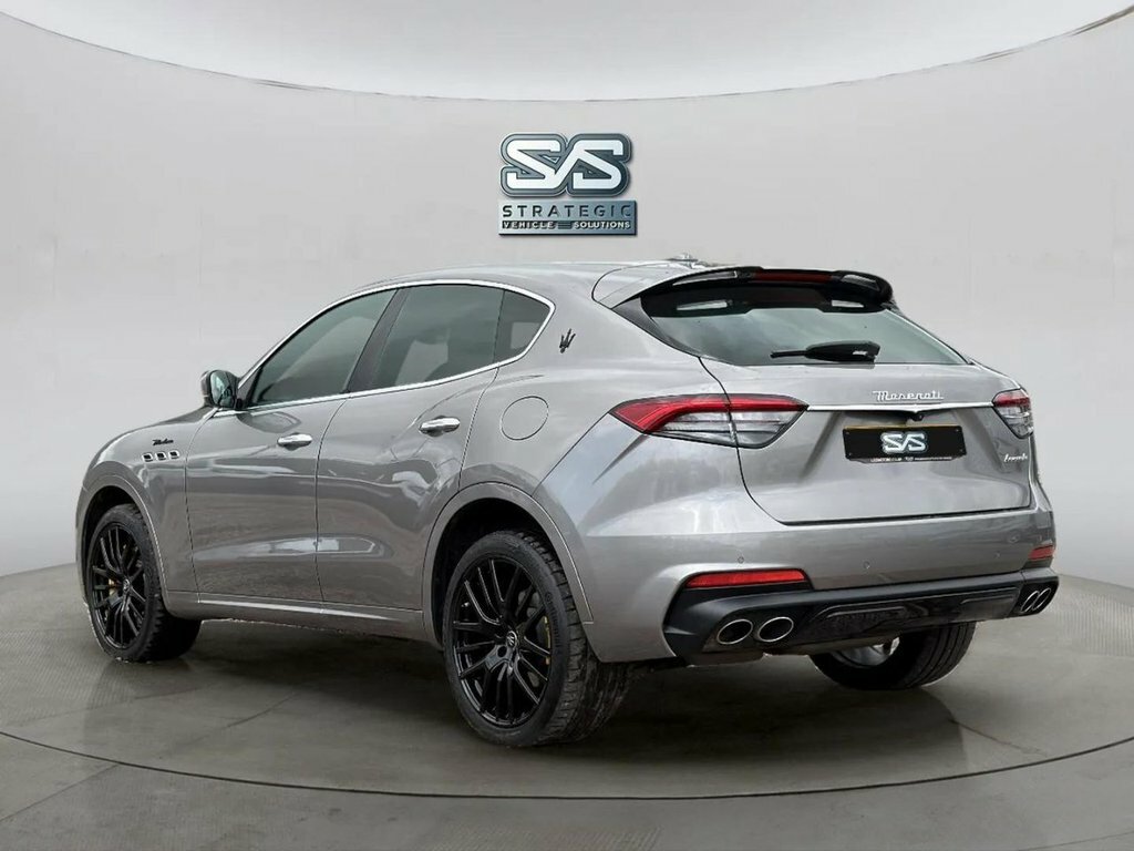 Maserati Levante 3L Modena Grey #6