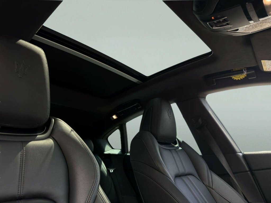 Maserati Levante Hybrid Gt White #34