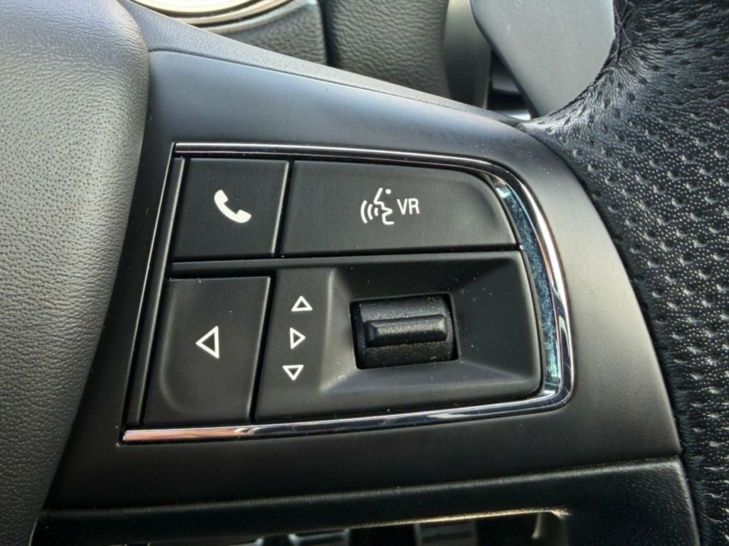 Maserati Levante Hybrid Gt White #37