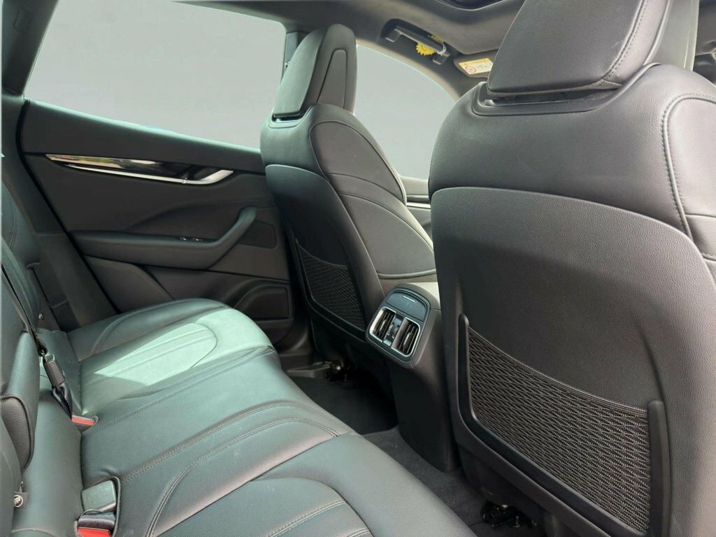 Maserati Levante Hybrid Gt White #20