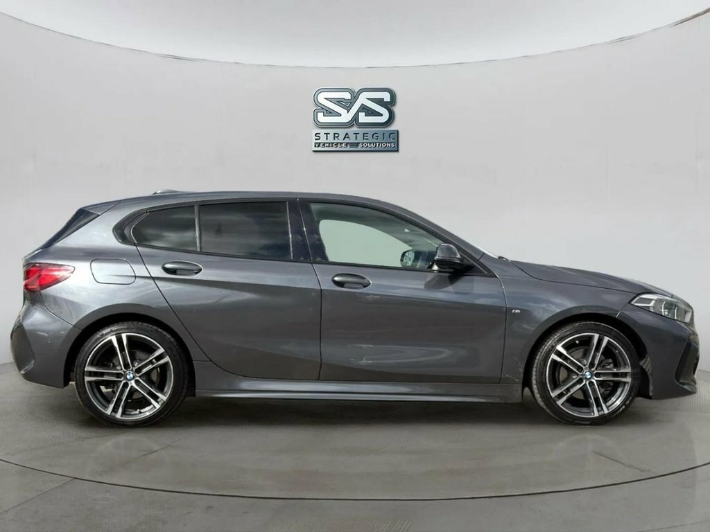 BMW 1 Series 1.5L Null AJ70AVU Grey #3