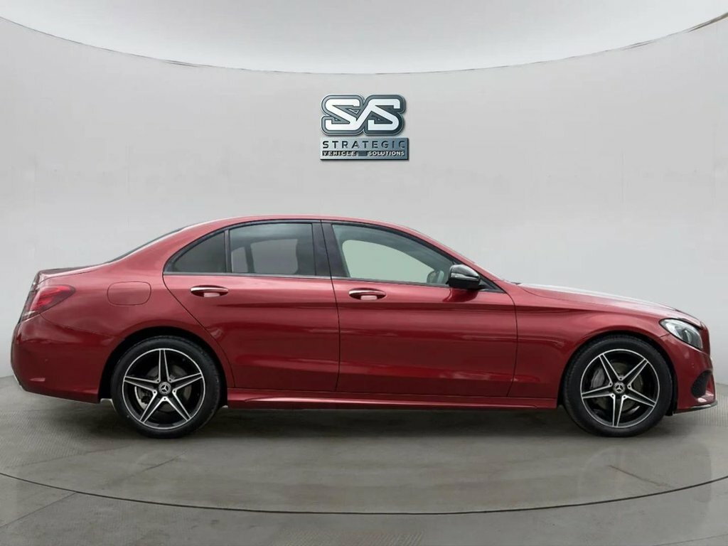 Mercedes-Benz C Class 2.1L Amg Line EJ67OFM Red #3
