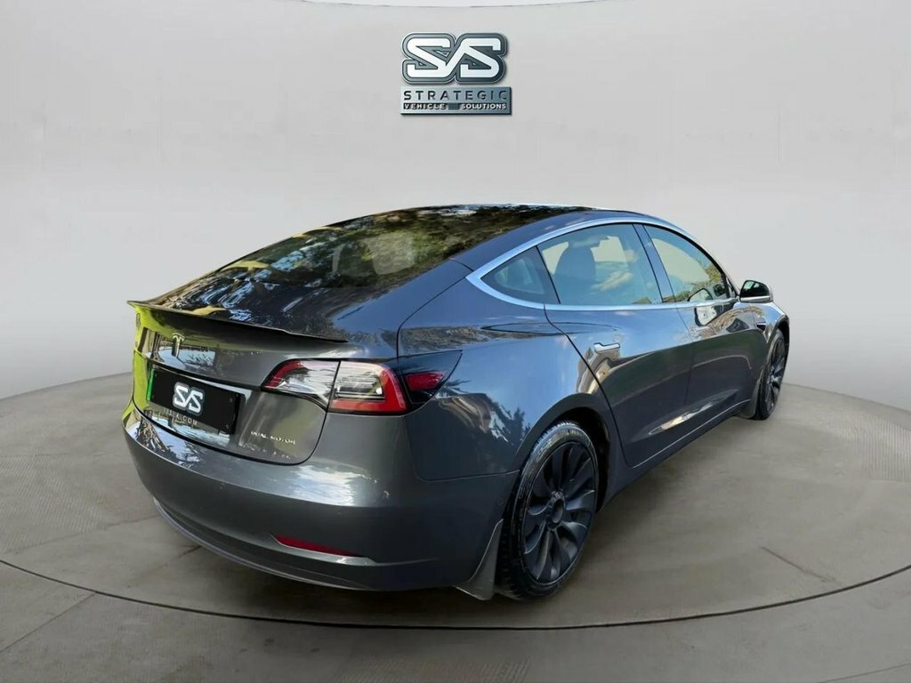 Tesla Model 3 Saloon Grey #6