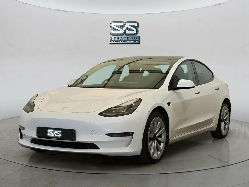 Tesla Model 3 Saloon White #6