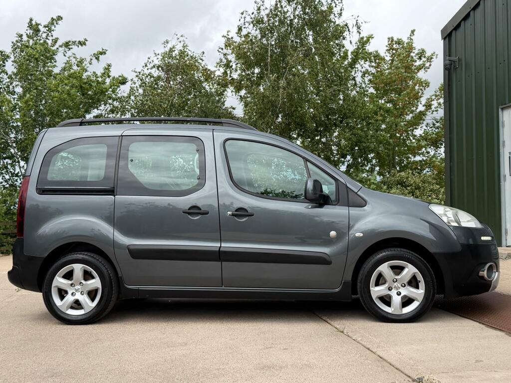 Peugeot Partner Tepee 1.6 E-hdi Tepee S 92 Bhp White #15