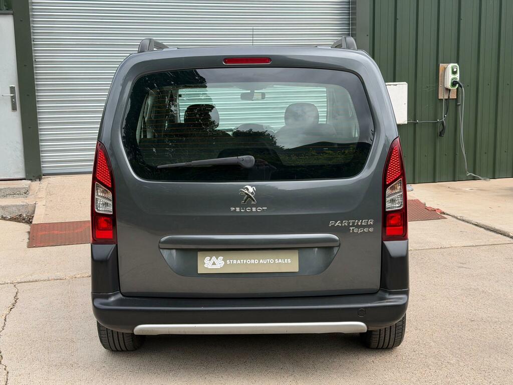 Peugeot Partner Tepee 1.6 E-hdi Tepee S 92 Bhp White #11