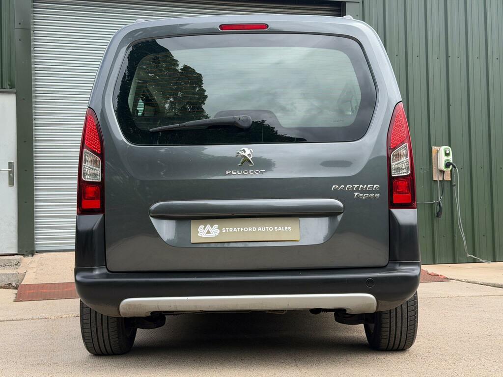 Peugeot Partner Tepee 1.6 E-hdi Tepee S 92 Bhp White #12