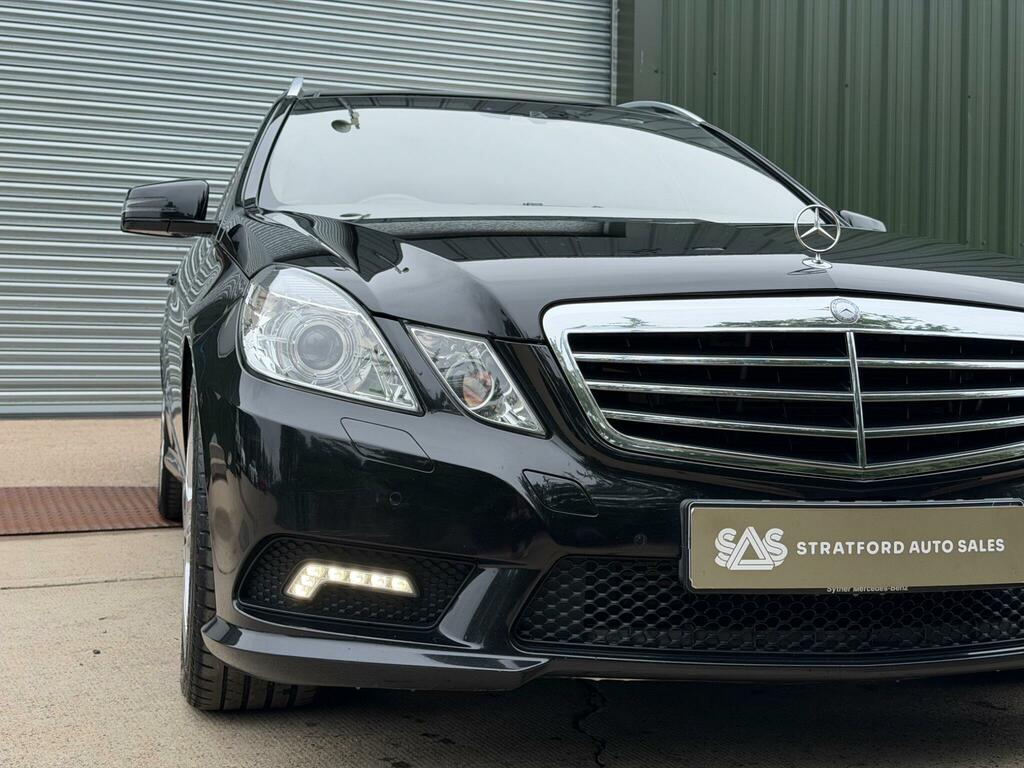 Mercedes-Benz E Class Sport Black #4