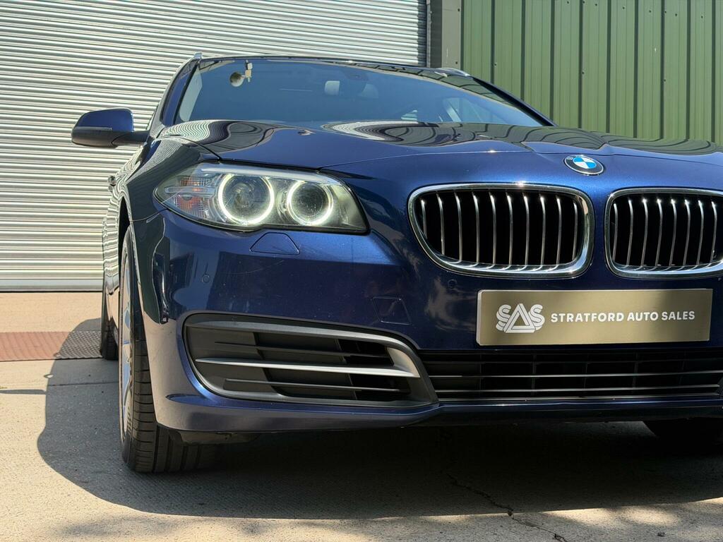 BMW 5 Series Se Blue #4