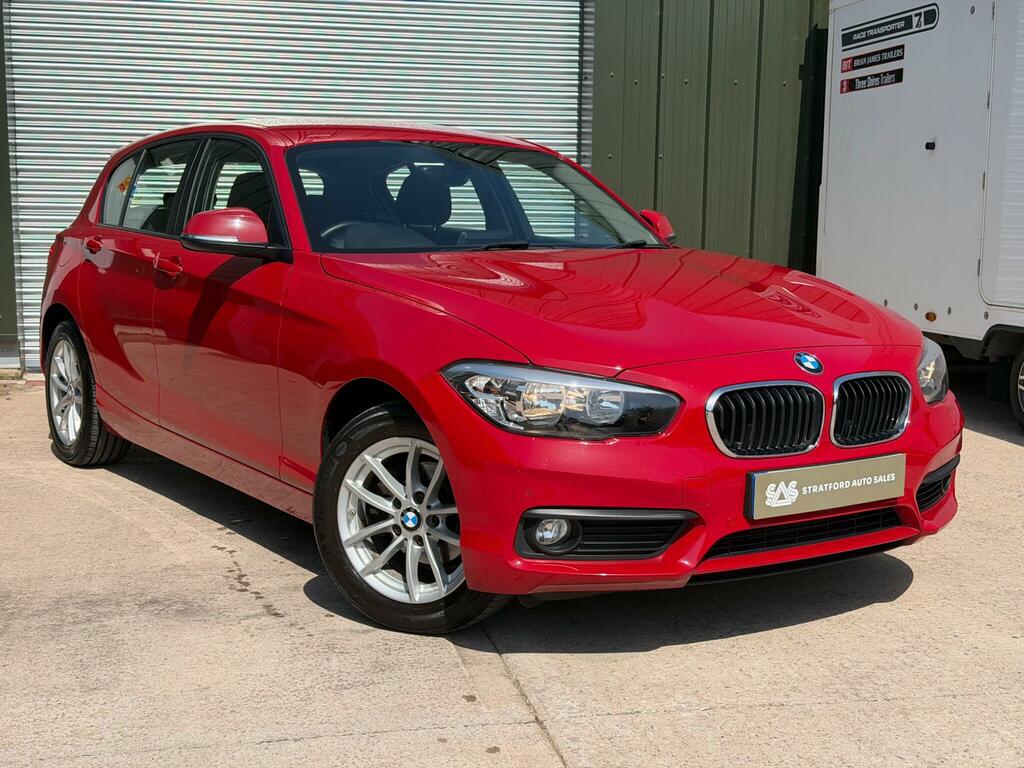 BMW 1 Series 1.5 118I Se Euro 6 Ss Red