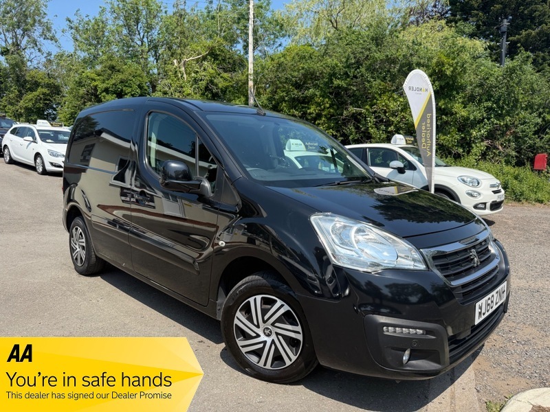 Peugeot Partner Blue Hdi Professional L1 WJ68ZNH Black #2