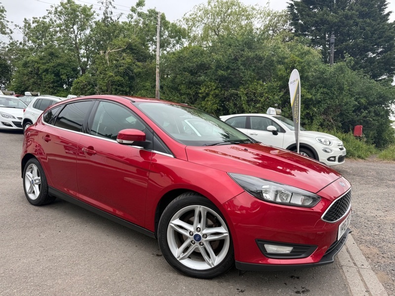 Ford Focus Zetec Tdci YP16ZCF Red #3