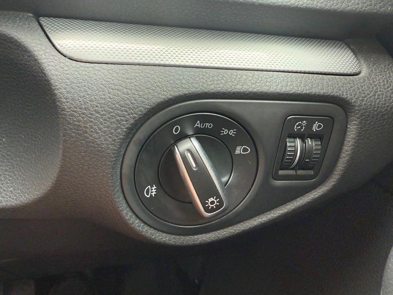 Volkswagen Sharan Mpv Blue #34