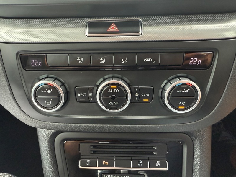 Volkswagen Sharan Mpv Blue #37