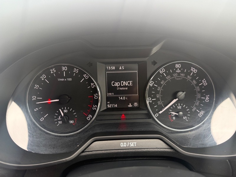 Skoda Octavia Elegance Silver #10