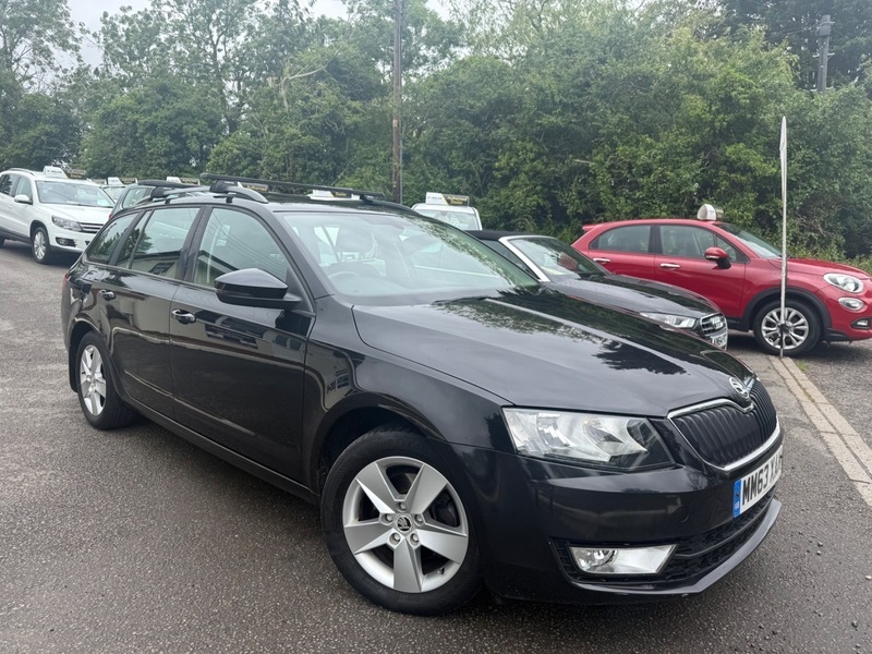 Skoda Octavia Se Tdi Cr Black #3