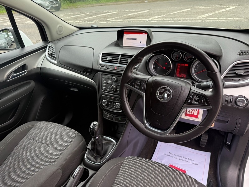 Vauxhall Mokka Tech Line Cdti S FV64YGY White #4