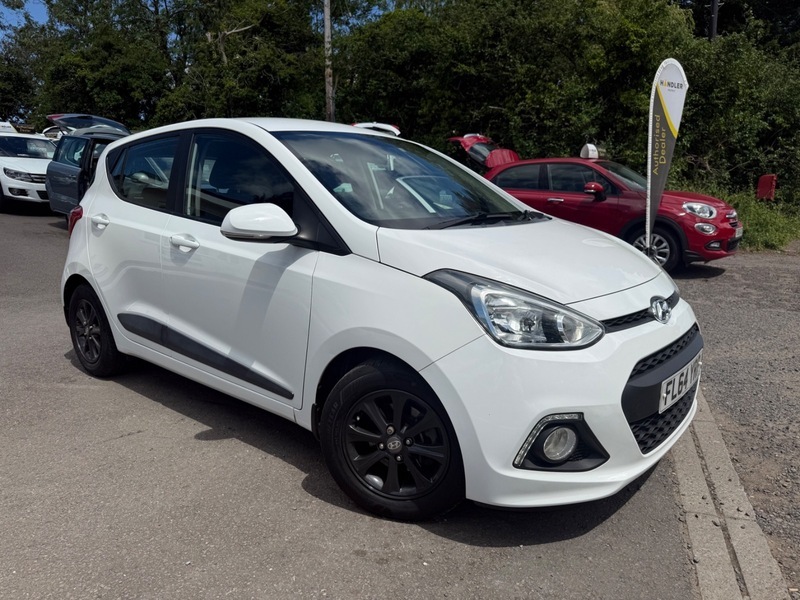 Hyundai I10 Premium White #4