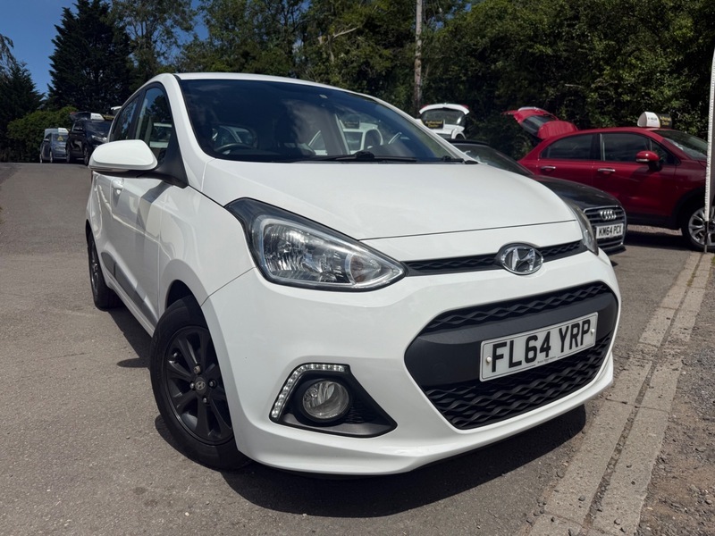 Hyundai I10 Premium White #2