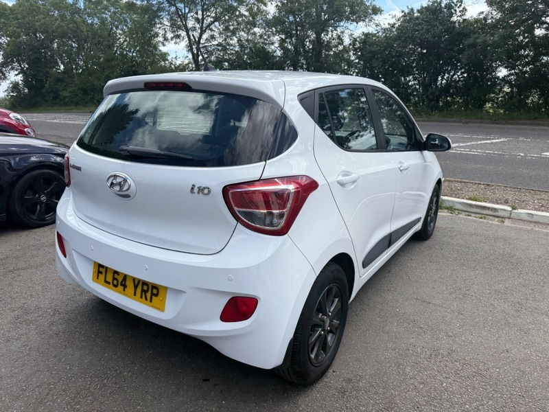 Hyundai I10 Premium White #6