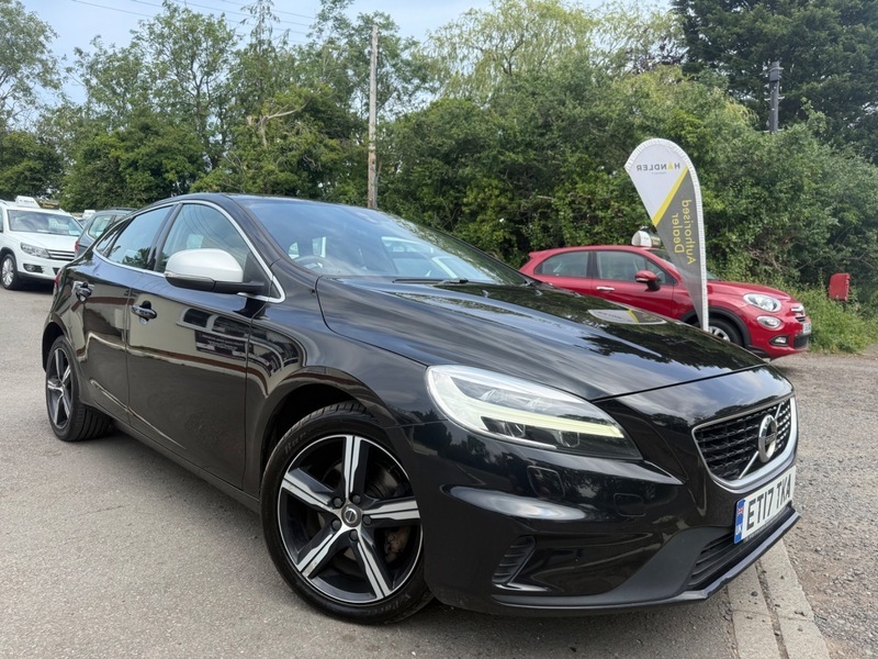 Volvo V40 T3 R-design Nav Plus Black #3