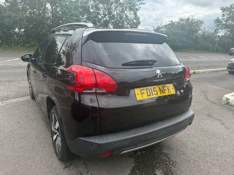 Peugeot e-2008 E-hdi Allure Black #4