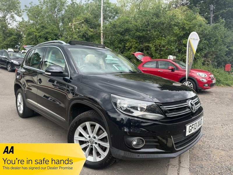 Volkswagen Tiguan 2.0 Tdi Bluemotion Tech Black #3