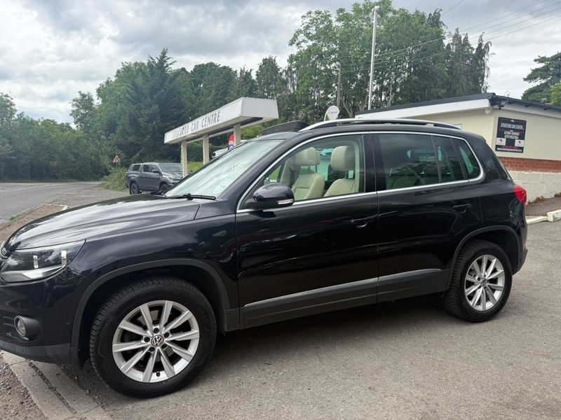 Volkswagen Tiguan 2.0 Tdi Bluemotion Tech Black #13