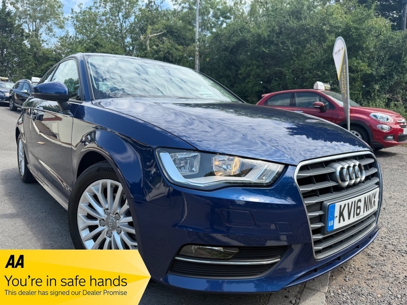Audi A3 Tdi Ultra Se Technik KV16NNX Blue