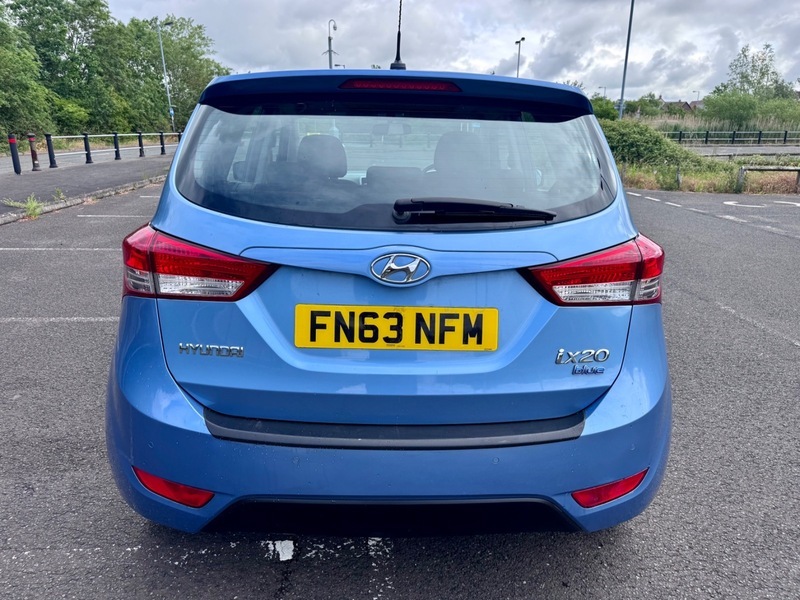 Hyundai Ix20 Mpv Blue #5