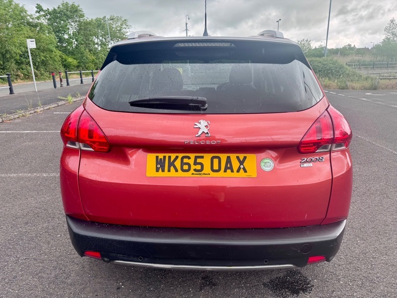 Peugeot e-2008 E-hdi Allure Red #5