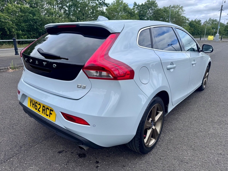 Volvo V40 D3 Se Lux Blue #4