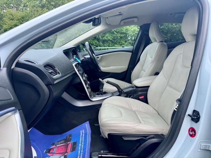Volvo V40 1.6 D2 Se Euro 5 Ss Blue #10