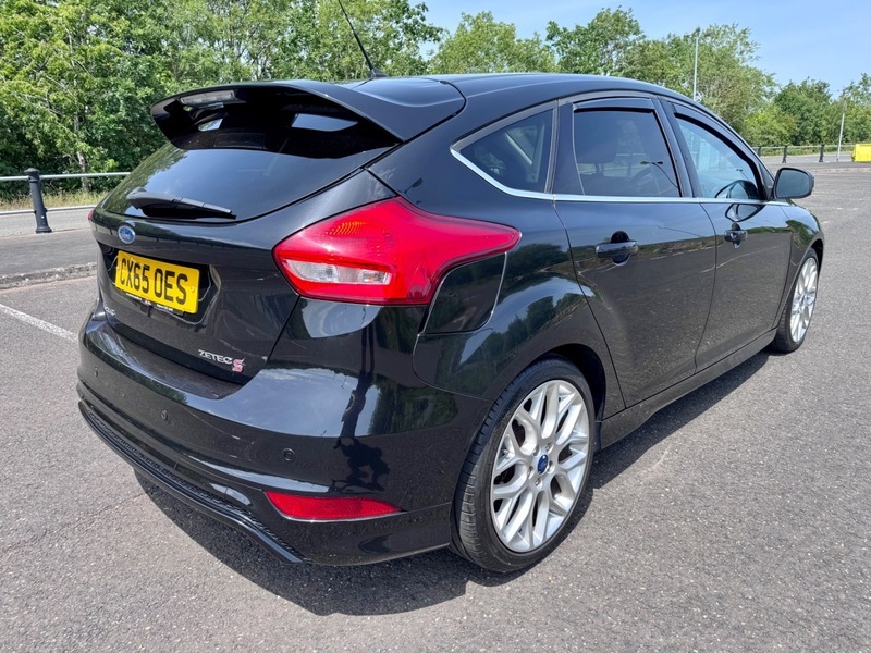 Ford Focus Zetec S Tdci Black #4