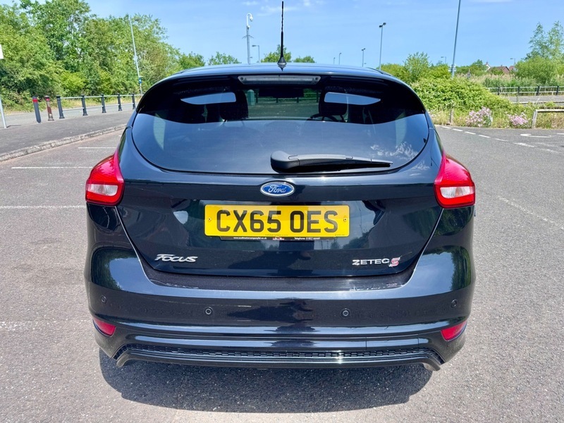 Ford Focus Zetec S Tdci Black #5