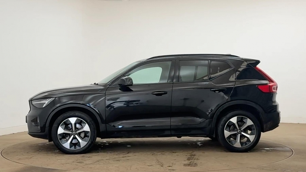 Volvo XC40 Ultimate, B4 Mild Hybrid, Dark CK23FWN Black #6