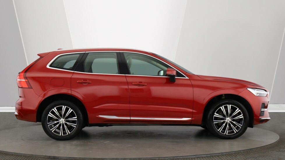 Volvo XC60 Inscription, B5 Mild Hybrid NX22KVM Red #2