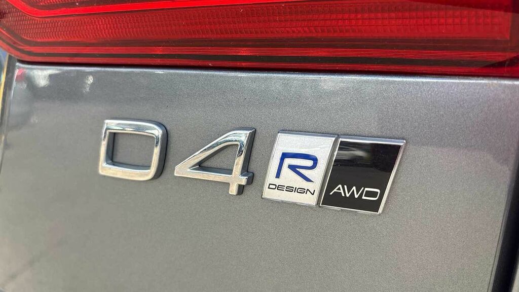 Volvo XC60 2.0 D4 R-design Suv Black #36