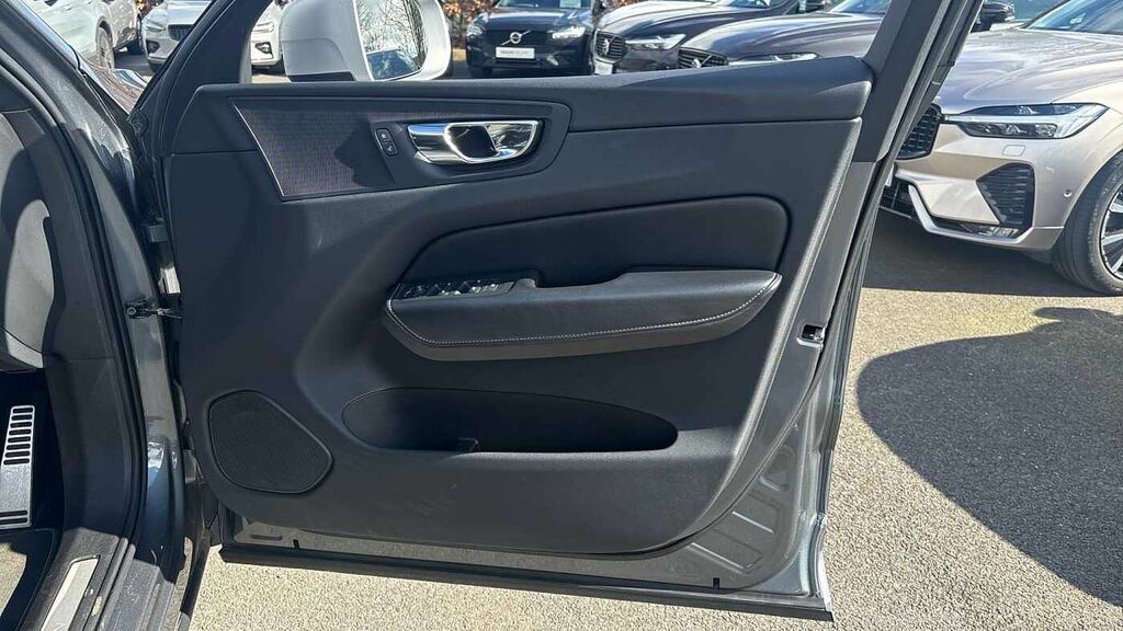 Volvo XC60 2.0 D4 R-design Suv Black #25